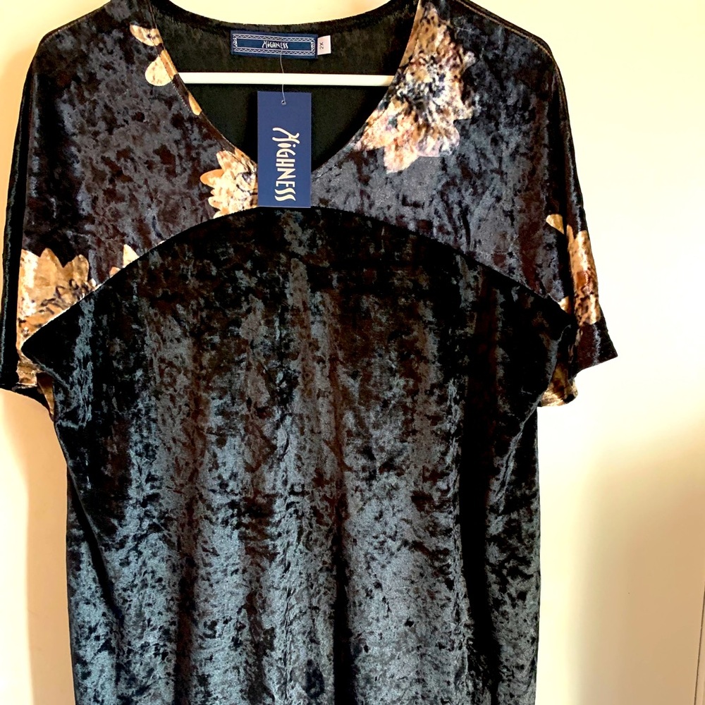 Women’s Velvet Tunic